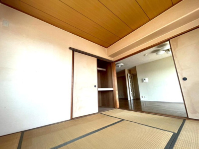 【和室】 | メゾンドール高石