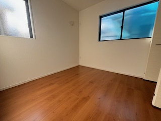 【収納】 | 東広島市西条町下三永（東広島駅）NO3【51坪】 | 洋室×4　収納付きでお部屋がスッキリ広く使えます☆