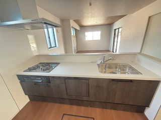 【キッチン】 | 東広島市西条町下三永（東広島駅）NO3【51坪】 | 機能的なシステムキッチン☆食器洗い乾燥機☆プロパンガス☆