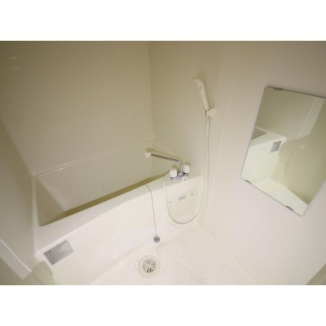 アムール　Ｙの浴室