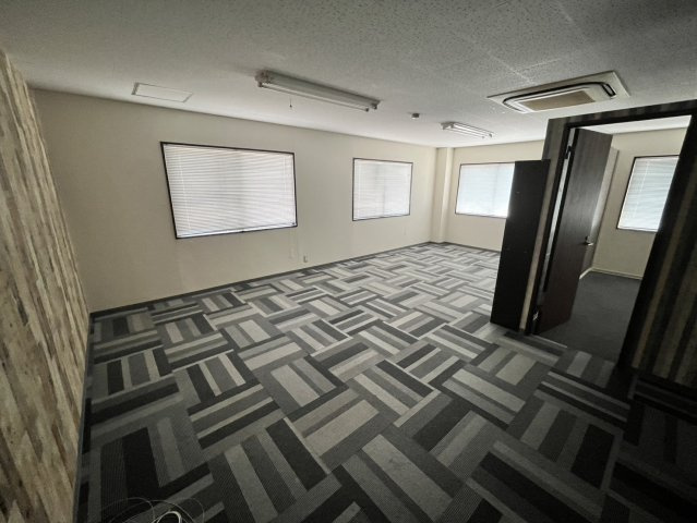 栗東市手原　貸店舗・事務所