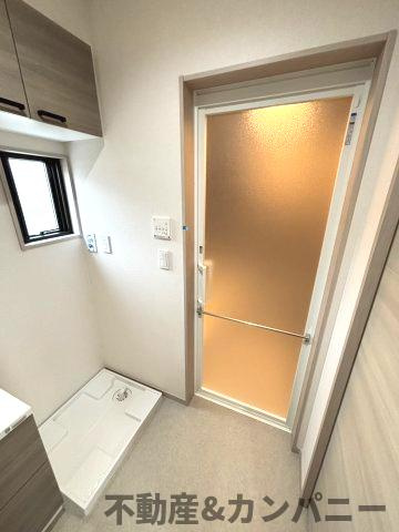 余戸東2丁目の新築のおうち1号棟　新築建売住宅　松山市余戸東２丁目新築戸建のランドリースペース|日々の暮らしに欠かせないお風呂です