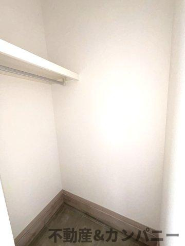 余戸東2丁目の新築のおうち1号棟　新築建売住宅　松山市余戸東２丁目新築戸建の玄関|シンプルで使いやすい玄関です