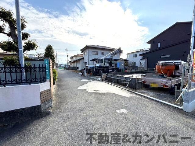ディアタウン余戸東2丁目No1　新築建売住宅　松山市余戸東２丁目の新築戸建の前面道路含む現地写真|前面道路含む現地写真です