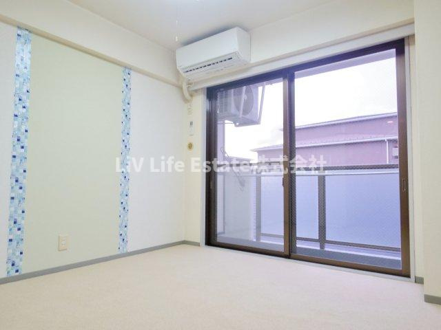 シャルマンはすみの洋室