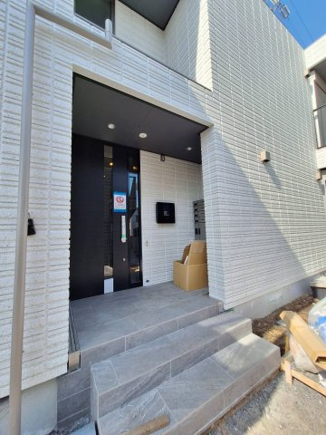 ＨＥＲＩＴＡＧＥ　ＧＡＲＤＥＮ　ＷＥＳＴのエントランス