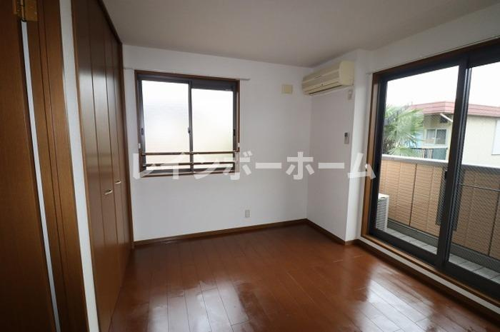 仲介手数料（賃料の1.10ヵ月）の50％OFF対象物件！の居間・リビング|リビングです