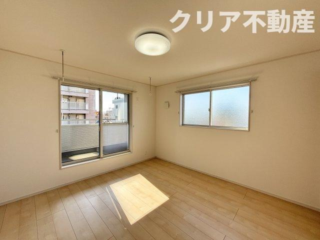【寝室】 | 前橋市国領町　中古住宅