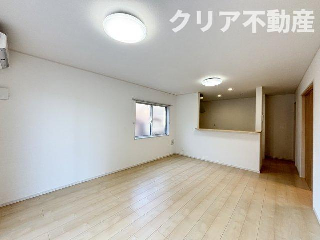 【居間・リビング】 | 前橋市国領町　中古住宅
