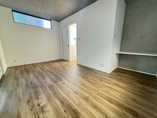 【収納】 | 東区戸坂山根2丁目（JR戸坂駅徒歩８分！）限定1棟【P４台可】 | 2階　洋室×3　収納付きでお部屋がスッキリ広く使えます。　ワークカウンターあり☆