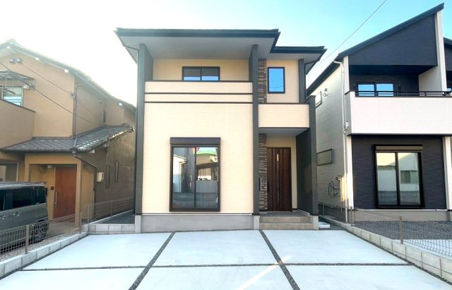 岡山市南区泉田1丁目2期1号棟の外観|外観の写真になります。