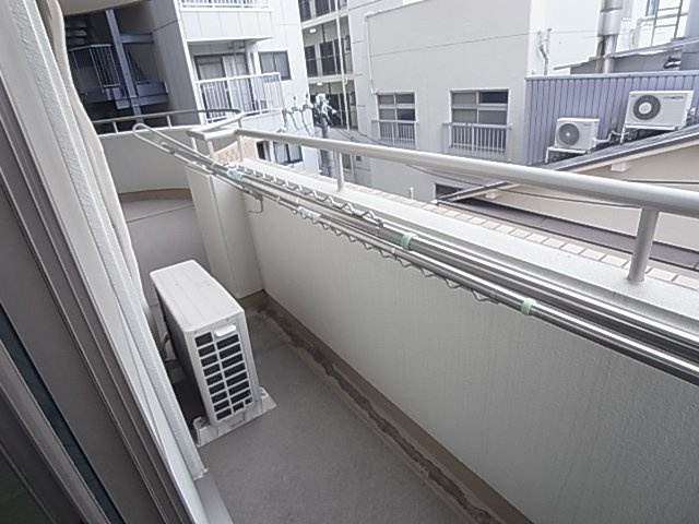 グランパレ北野ハンター坂のバルコニー