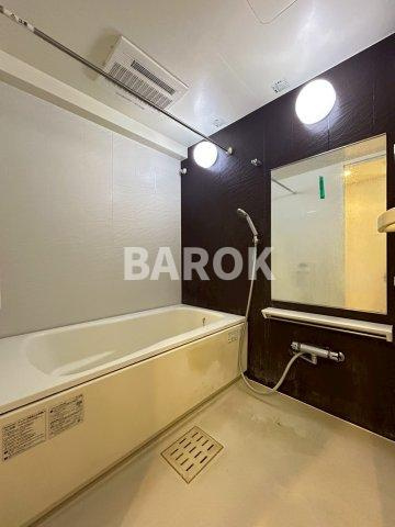 平尾フクセンビルの浴室