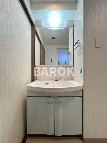 平尾フクセンビルの洗面所