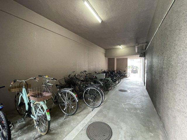 アルファステイツ西市ツインズⅠのその他|駐輪場の様子になります。