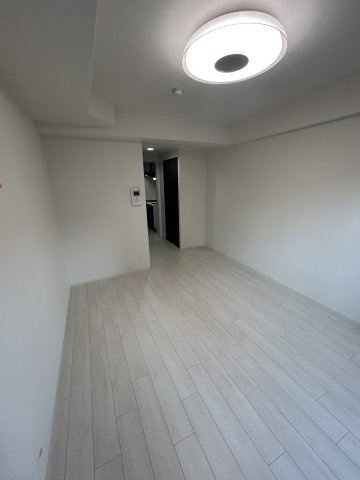 ララプレイス大阪ウエストゲートの洋室