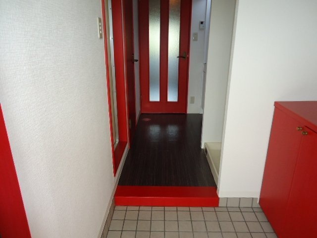 ユースパレス土井の玄関