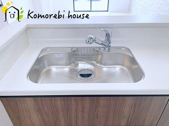 上尾市浅間台　４期　新築一戸建て　グラファーレ　01のキッチン|きれいなキッチンです