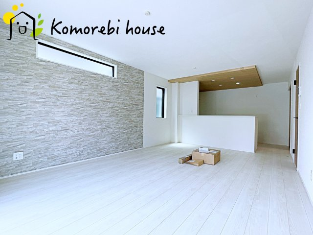 上尾市浅間台　４期　新築一戸建て　グラファーレ　01の居間・リビング|こちらのリビングで趣味の時間をお楽しみください