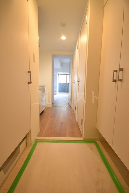 エスリード阿波座ラグジェの玄関