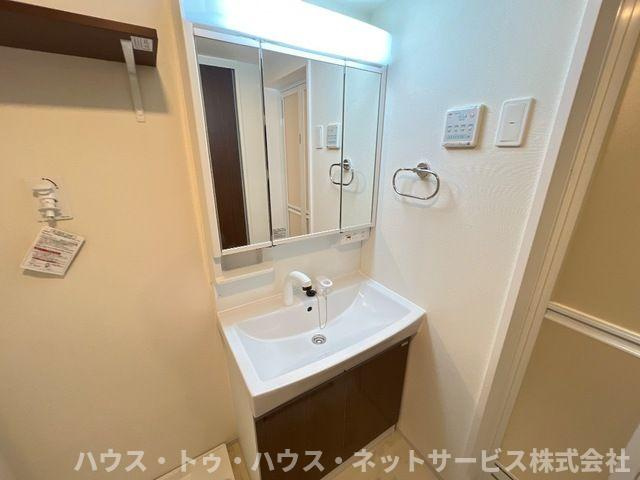 （仮称）柏市篠籠田　新築アパートの独立洗面台