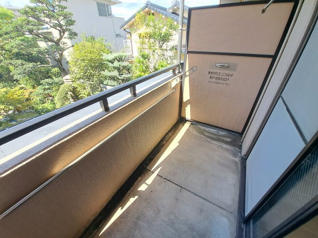 甲子園ガーデンハウスのバルコニー