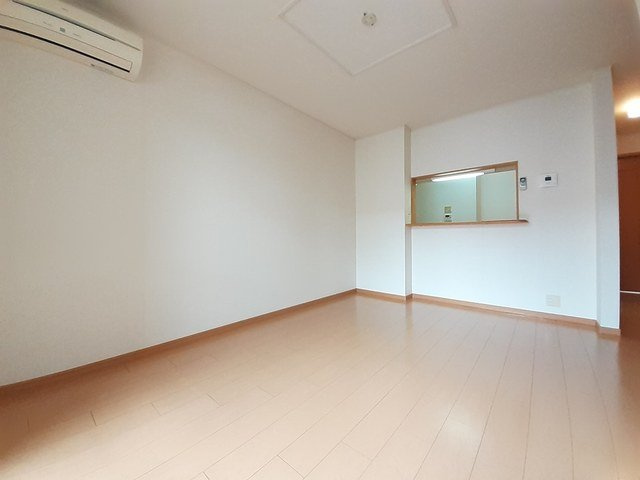 サンク　ユキーノの居間・リビング