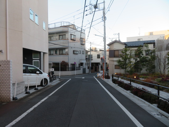 板橋区仲町のビル