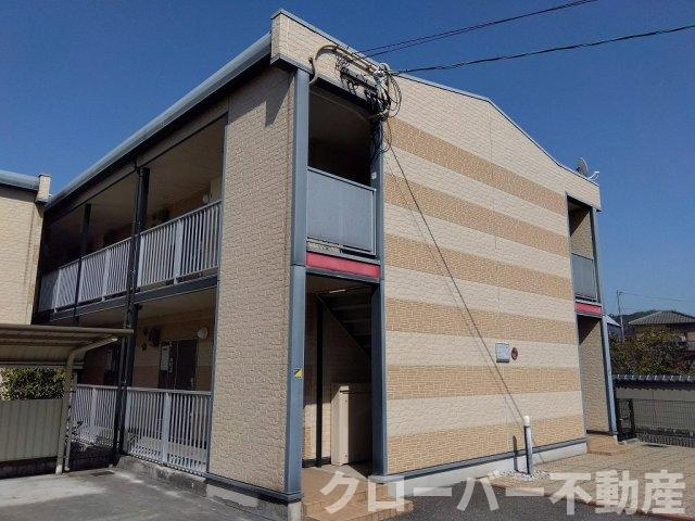 レオパレスヴィラージュ丸亀の外観