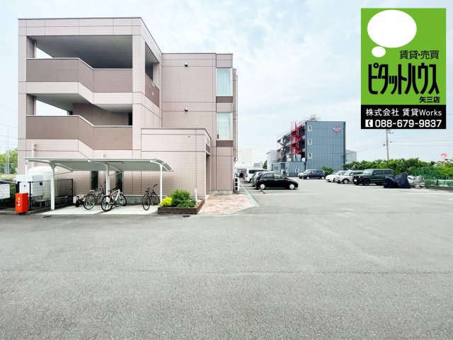 ユニヴァ山城