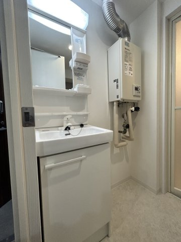 【独立洗面台】