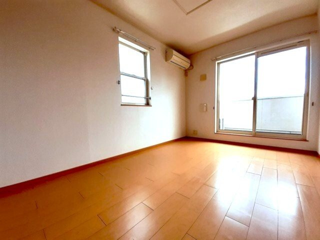 トータルインＧの居間・リビング