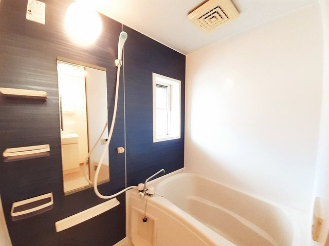 トータルインＧの浴室