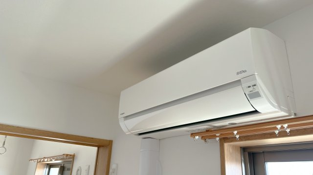 フォルテコート本郷町のエントランス