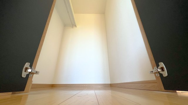 フォルテコート本郷町の収納|※反転タイプの間取となります。