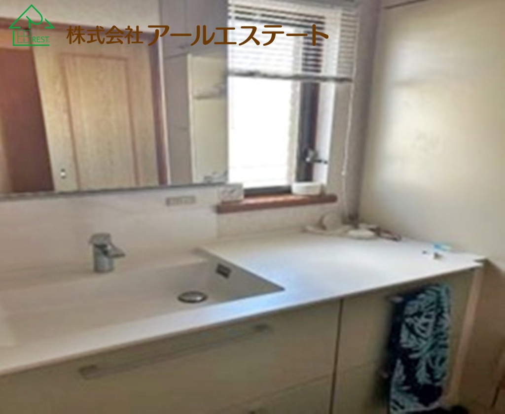 姫路市広畑区正門通1丁目　　山陽電鉄網干線「広畑駅」徒歩13分の独立洗面台