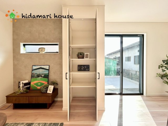 西区佐知川　新築戸建　ルシェールCの収納