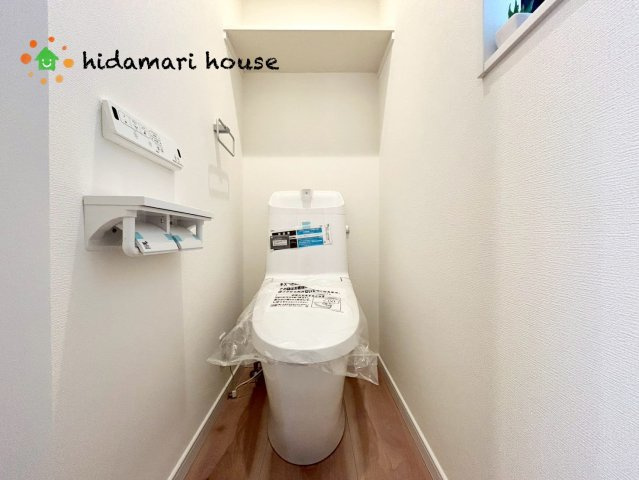 西区佐知川　新築戸建　ルシェールCのトイレ