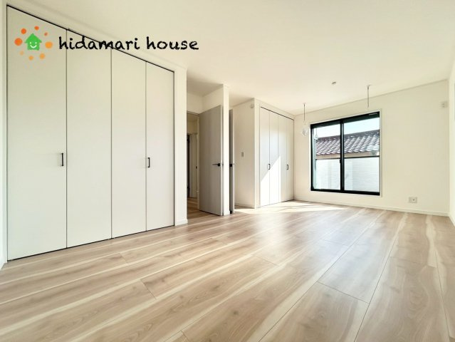 西区佐知川　新築戸建　ルシェールCの洋室