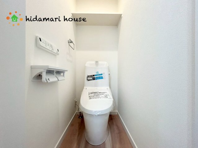 西区佐知川　新築戸建　ルシェールCのトイレ