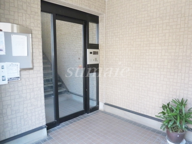 ヴィラージュシャルマンのロビー|綺麗に管理されています☆