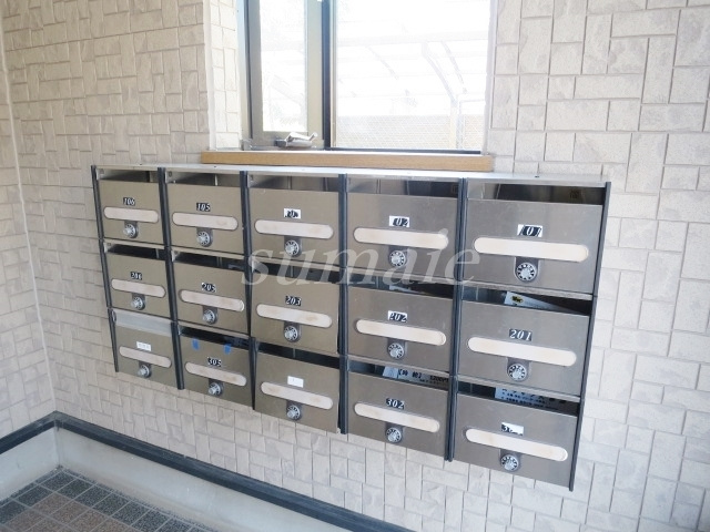 ヴィラージュシャルマンのその他共用部分|メールBOXです☆