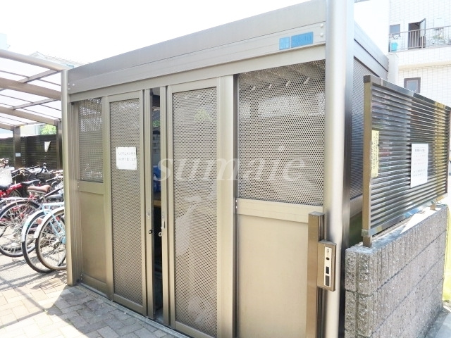 ヴィラージュシャルマンのその他|敷地内ゴミ置き場です☆