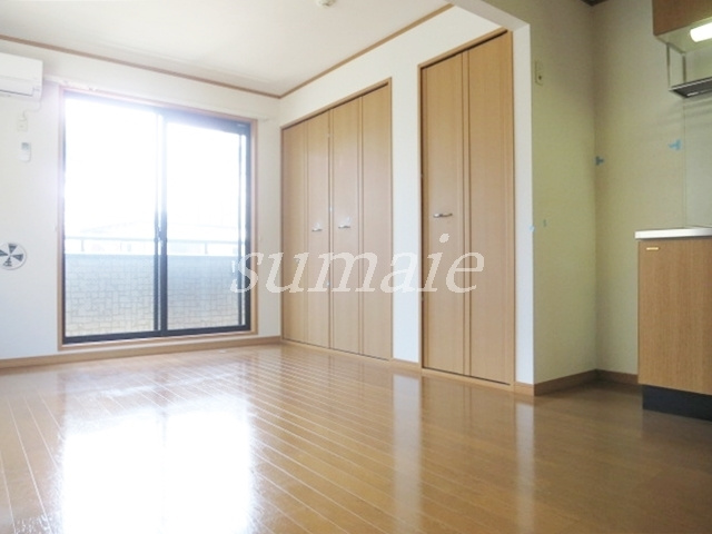 ヴィラージュシャルマンの居間・リビング|広々としたリビングです♪