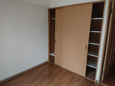 【収納】 | グランドメゾン川口幸町 | 洋室クローゼット