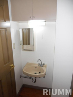 【洗面所】 | サンセールカマタ