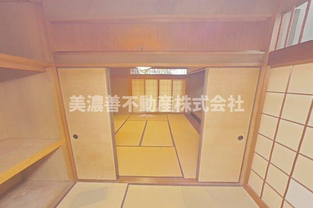 ６６２０３　岐阜市長良中古戸建の和室