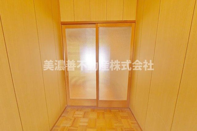 ６６２０３　岐阜市長良中古戸建のその他|2階納戸