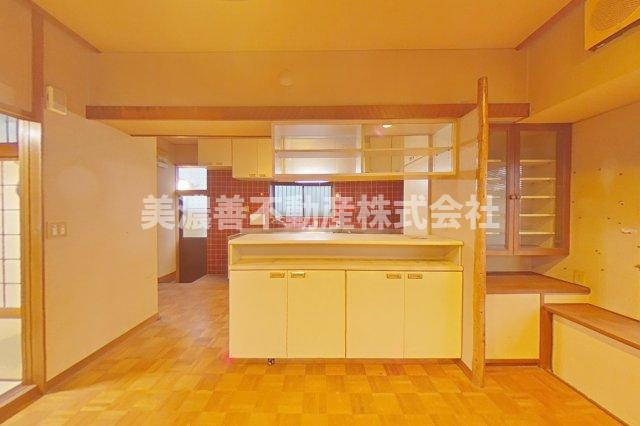 ６６２０３　岐阜市長良中古戸建のキッチン