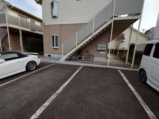 グリーンヒルⅡの駐車場